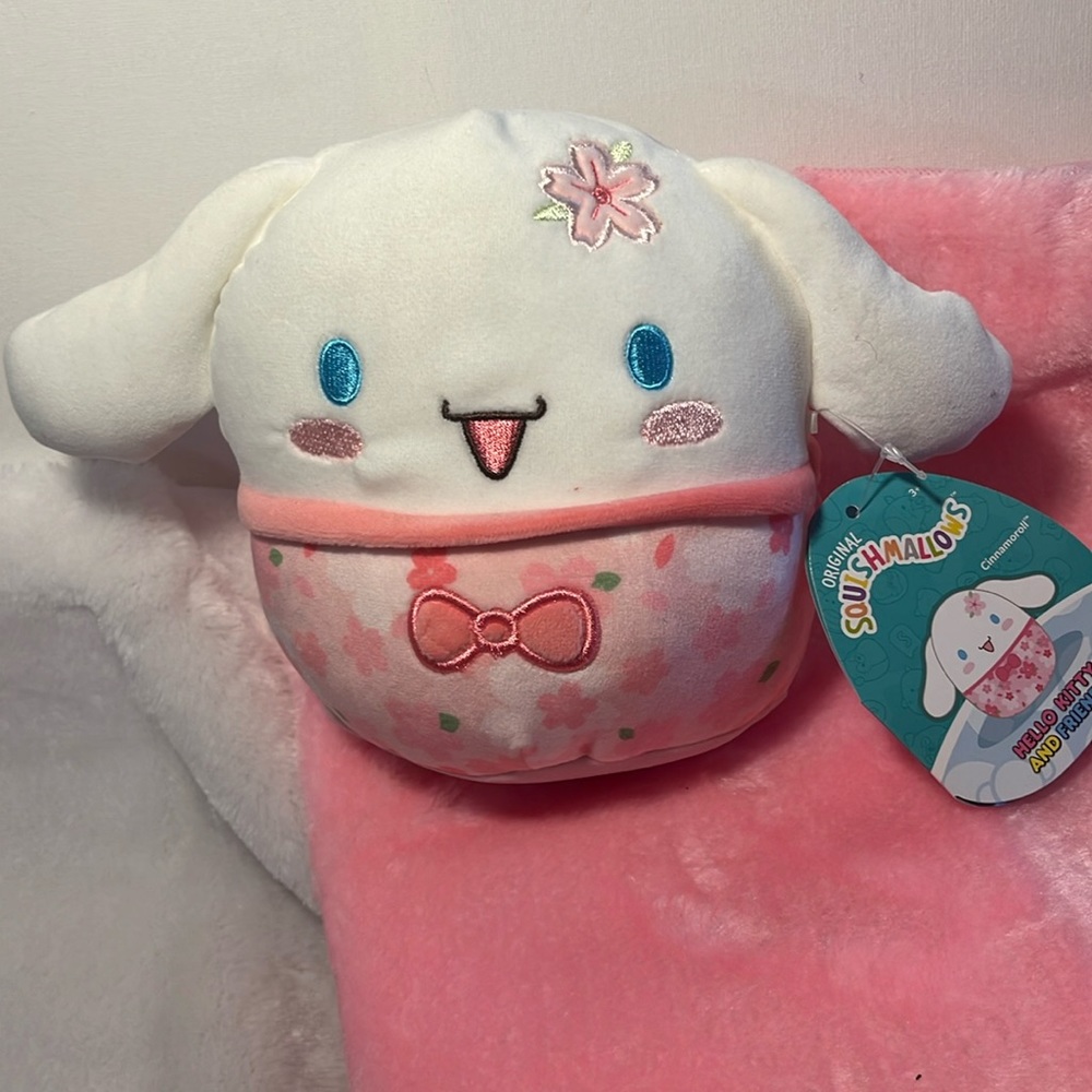 Squishmallow | Hello Kitty & Friends | Cinnamoroll | Cherry Blossom | 6.5”
